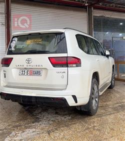 تويوتا لاندكروزر